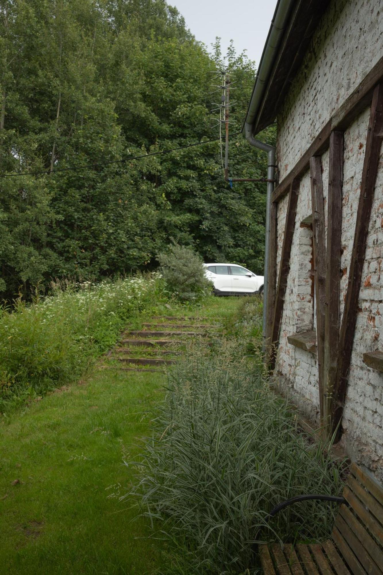Dziki Domek Sierpnica Exterior photo